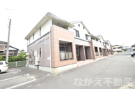 小松島市中田町字出口のアパートの画像