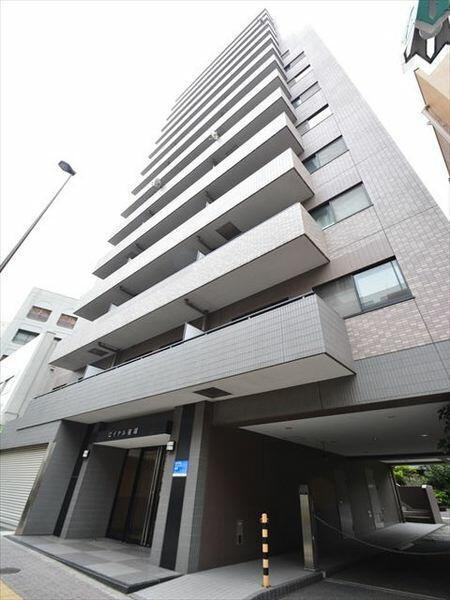 ロイヤル笹塚の外観|落ち着いた雰囲気の外観です