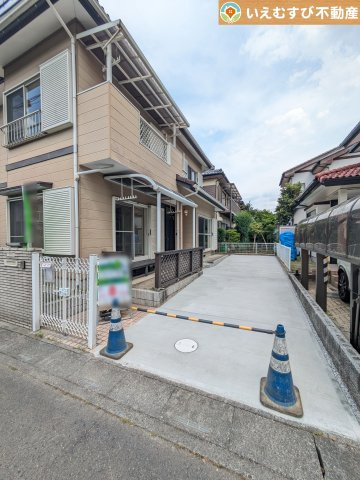 鴻巣市中央　中古戸建の駐車場