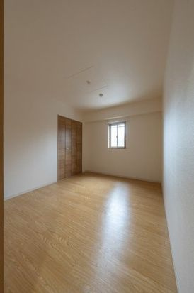 クレリア南一番の寝室|落ち着いて過ごせるお部屋なので、寝室にいかがでしょうか