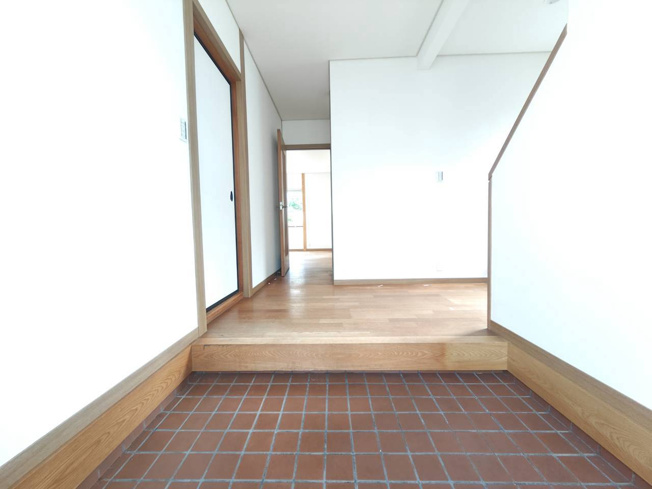 【玄関】 | 滋賀県大津市大石東５丁目