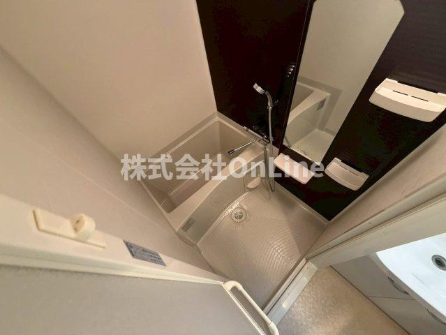 Luxe布施南Ⅱの浴室
