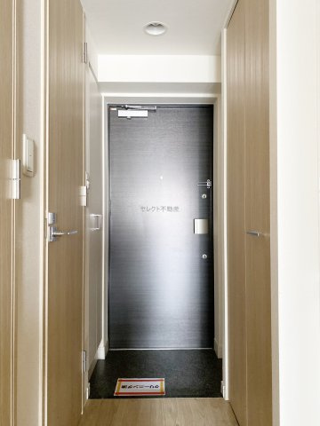 プレサンス丸の内雅殿の玄関