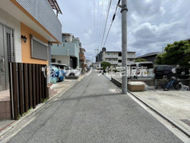 佐太西町２丁目　中古一戸建ての前面道路含む現地写真|■物件内覧・資金計画相談・住宅ローン相談、リフォーム相談、お問合せ受付中■
※当日・翌日のご内覧、ご相談はお電話でのお問合せがスムーズです！
