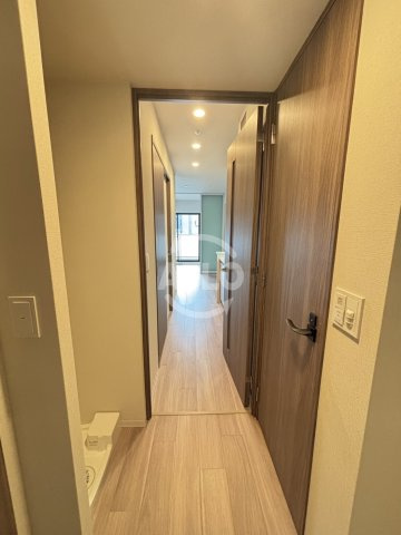 コンフォリア・リヴ本町WEST　Qの内装|コンフォリア・リヴ本町WEST Q　廊下