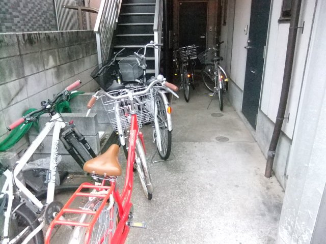 プチヴォア・クサギのその他共用部分|自転車置場