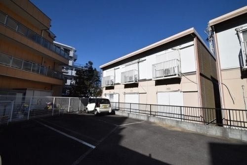 横浜市栄区笠間３丁目のアパートの外観