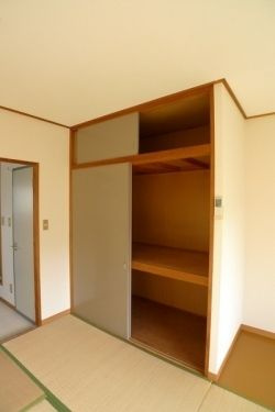 横浜市栄区笠間３丁目のアパートの収納