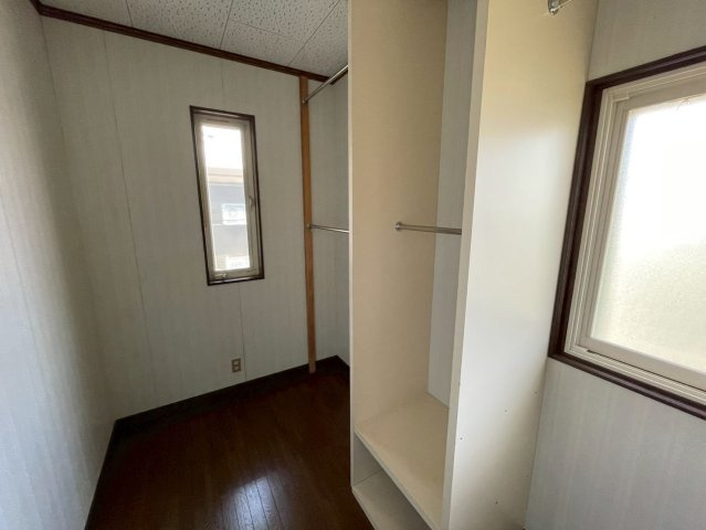 伊那市上新田　中古住宅