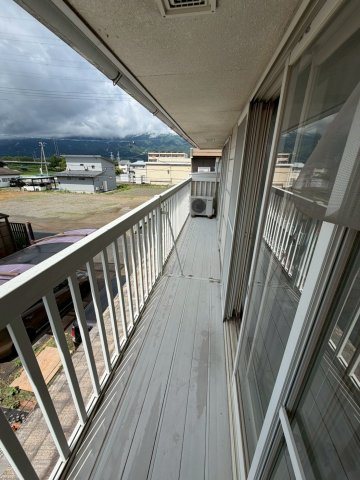 伊那市上新田　中古住宅