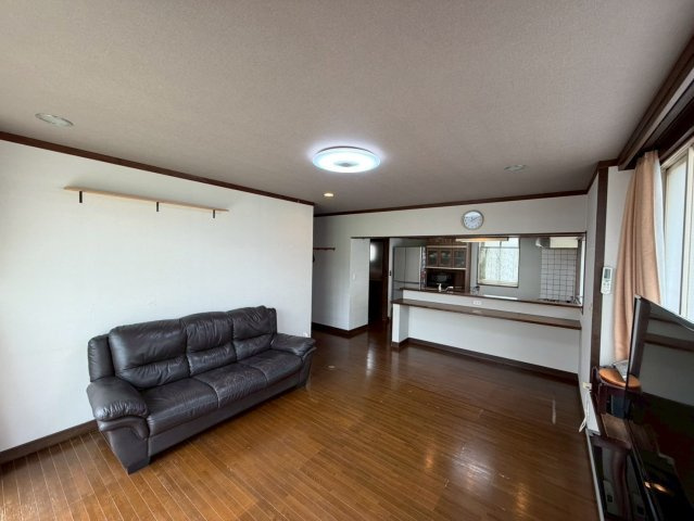 伊那市上新田　中古住宅