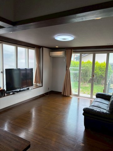 伊那市上新田　中古住宅