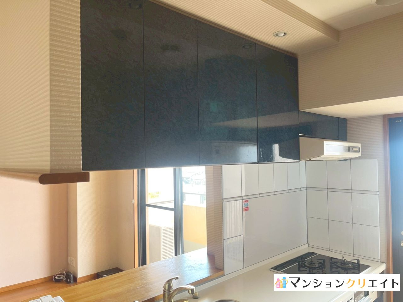 アパガーデンコート板垣のキッチン|キッチンの吊戸棚
