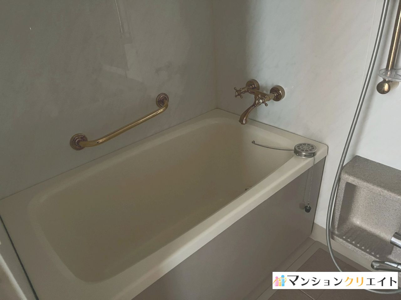 アパガーデンコート板垣の浴室|浴槽