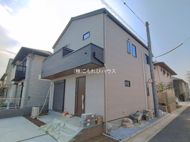 上尾市上　新築一戸建て　Felidia Garden 02