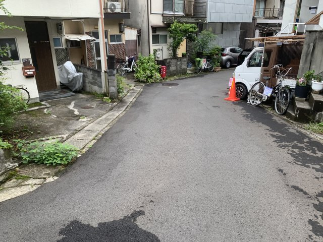 京都市北区上賀茂岡本町　建築条件無し売土地の前面道路含む現地写真