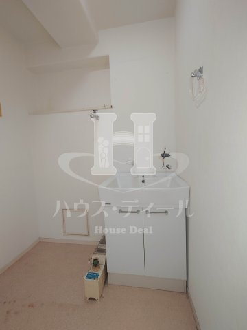 【独立洗面台】 | ルモン王子北 | 朝の身支度には欠かせない独立洗面化粧台