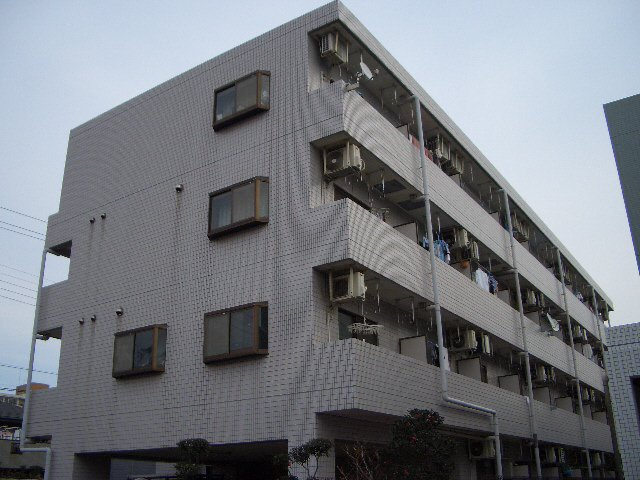 プラーティット本中山の外観|１DKと、２LDKの２タイプの間取りがあります☆