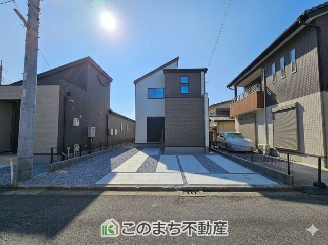 GRAFARE宇都宮市一条の駐車場|カースペースは並列２台分ございます！