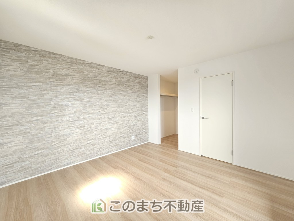 GRAFARE宇都宮市一条の洋室|南向きで陽当たりの良い洋室♪風通しもよく快適です☆