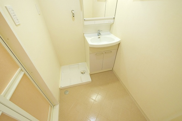 マンション南京終の洗面所|使いやすい洗面所です