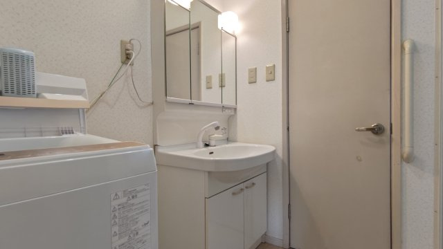 パストラル塩屋ビレッジ　の独立洗面台