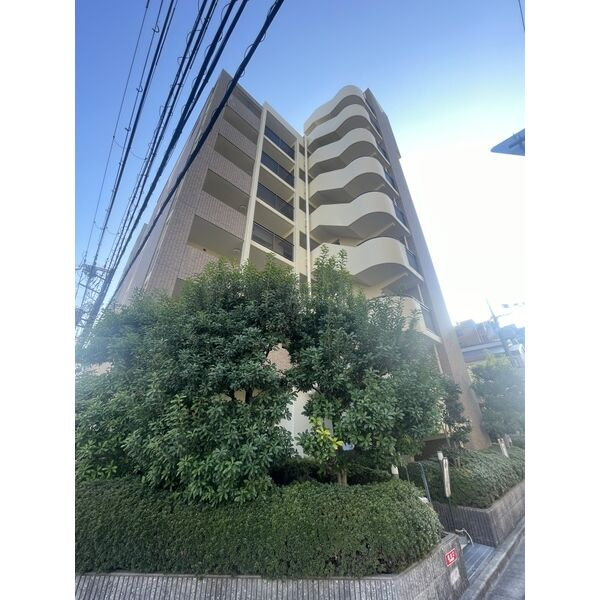 吹田市垂水町３丁目の賃貸マンションの外観