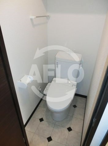 グランパシフィック難波南IIのトイレ|グランパシフィック難波南II　温水洗浄便座