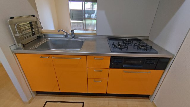 グリーンコート上牧のキッチン