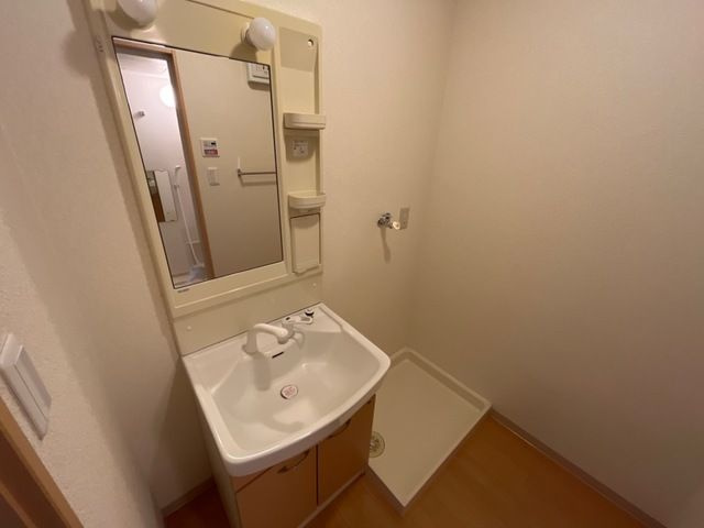 ダンデライオンの洗面所