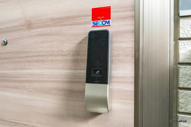 CUBEのエントランス