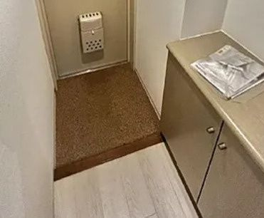 ライオンズマンション浅草言問橋の玄関