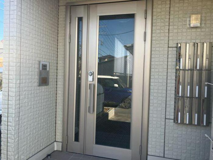 セジュール北島のエントランス