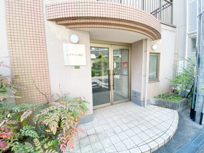 【エントランス】 | レジデンス関目