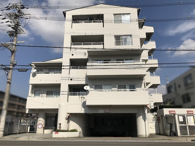 サニークレスト野洲の外観