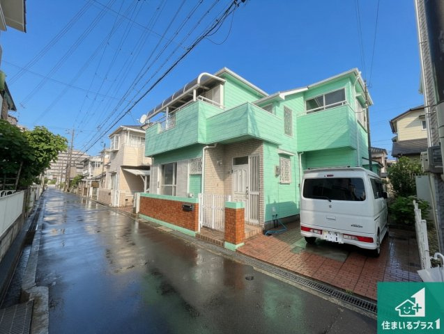 明石市魚住町清水　中古一戸建ての前面道路含む現地写真|周辺は落ち着いた街並みの住宅地！子育てがしやすい住環境です！現地でしかわからない事もございます。是非一度ご覧ください。