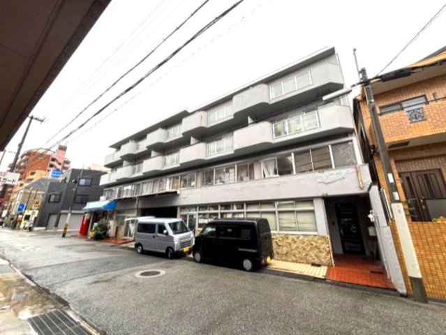 六甲スカイハイツの外観