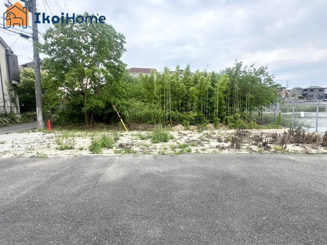 神戸市西区伊川谷町潤和　土地の外観|明石駅までバス6分！建築条件無の約30坪土地！スーパー近く生活に便利な立地です！解体費用不要の更地
