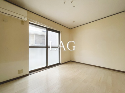 【居間・リビング】 | クレガ西尾久 | 洋室のお部屋です。