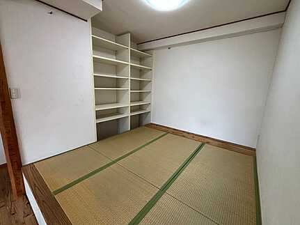 アイレスト鷹野橋の和室