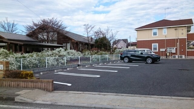 カサ・ド・フローレスの駐車場
