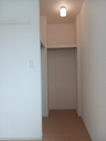 プリムローズ　Ｂの収納