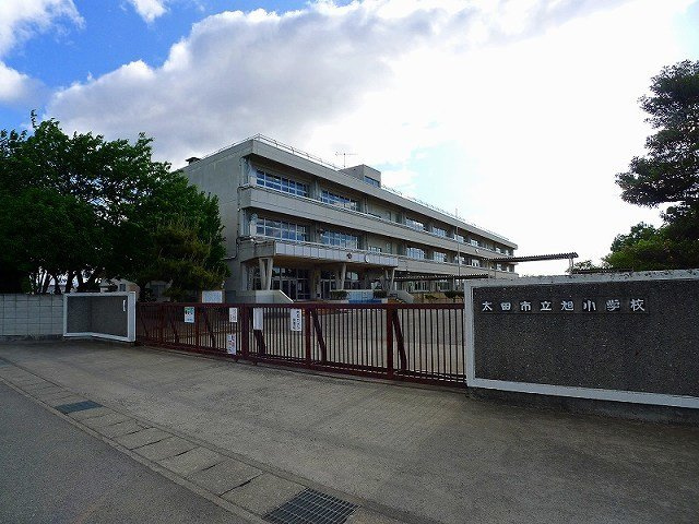 プリムローズ　Ｂの周辺|太田市立旭小学校まで950m