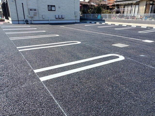 ウィステリアＡの駐車場