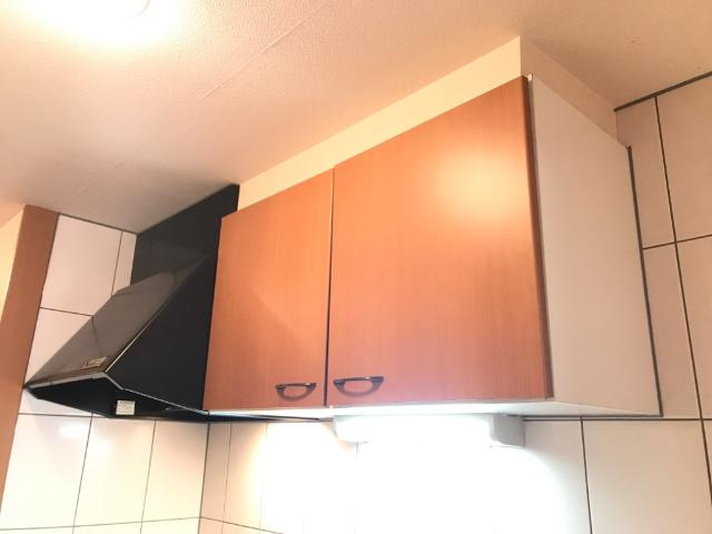 パルティールＴのキッチン|キッチン収納上部