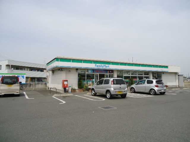 パルティールＴの周辺|ファミリーマート大泉寄木戸店まで681ｍ