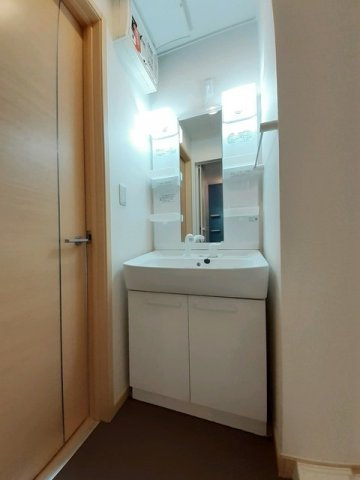 ヴェルジェ　Ａの洗面所
