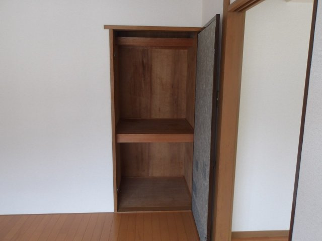 倉茂コーポの収納