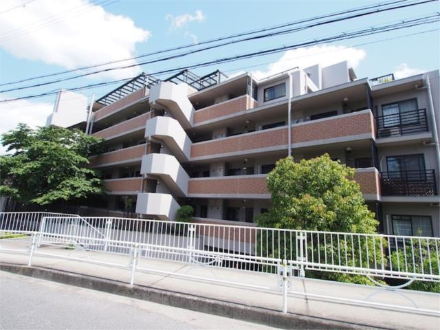 コンフォール緑地公園の外観