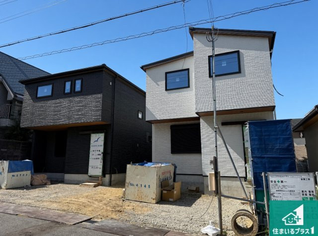 大阪狭山市大野台　新築一戸建ての外観|現在建築中！落ち着いた街並みで新生活を始めることが出来そう！周辺の物件も併せてご紹介させて頂きます！